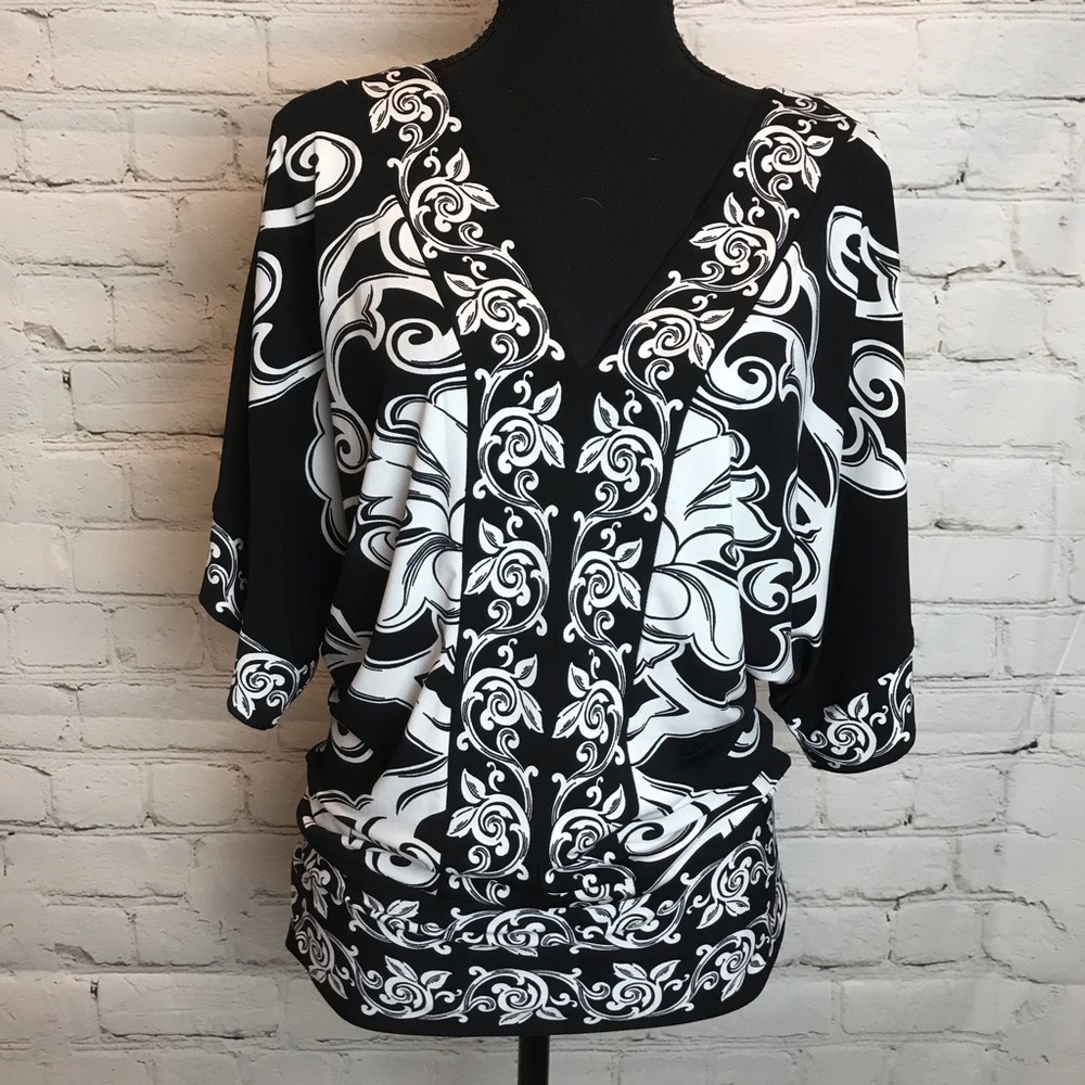White House Black Market Short Wide Sleeve Blouse